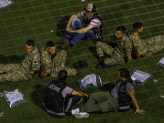 Muhafız Alayı neden gözaltına alındı?