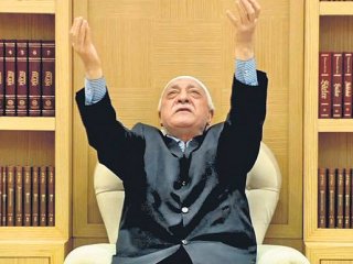 FETÖ’nün internetteki 'darbe' gerillaları harekete geçti!