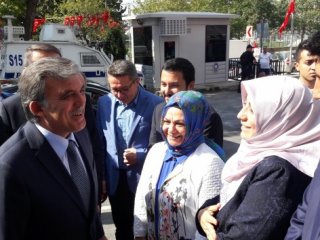 Abdullah Gül’den AK Parti’ye ziyaret
