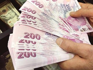 FETÖ’nün kuryesi 100 bin dolar ile yakalandı