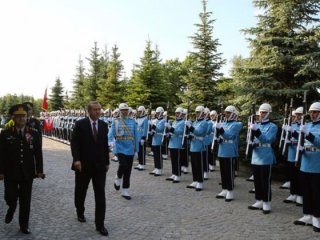 39 asker Muhafız Alayı'nda tutuklandı