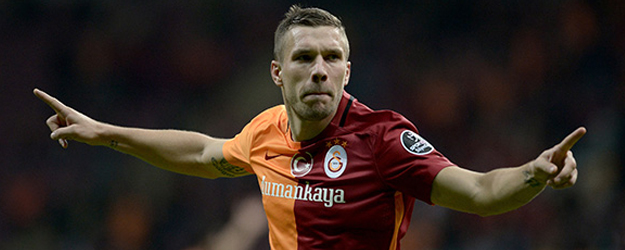 Podolski, Galatasaray taraftarını kızdırdı!