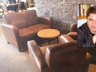 Fuat Avni o mesajları bu kafeden yazdı