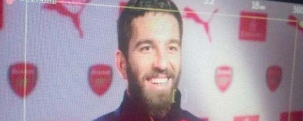 Arda Turan görüntüsü Arsenal taraftarını heyecanlandırdı!