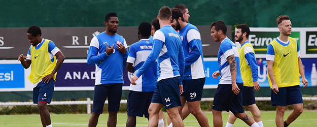 Eto’o Antalyaspor antrenmanına çıktı