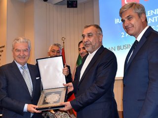 İran'dan Türk halkına övgü