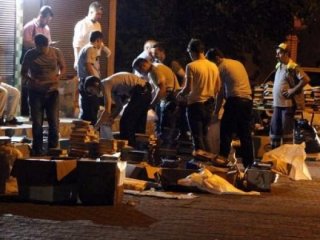 Garajda Gülen'e ait kitaplar ele geçirildi