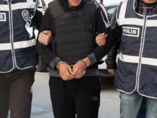 8 avukata FETÖ’den tutuklama