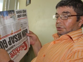 Tersten okuyup konuşuyor