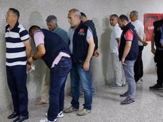 Darbeci yarbay her şeyi itiraf etti!