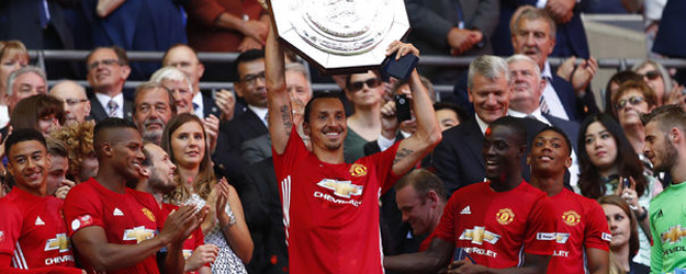 Mourinho ve Ibrahimovic kupayla başladı!