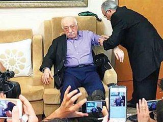 Fetullah Gülen kalp krizi geçirdiğinde gözlerini açar açmaz bakın ne istemiş