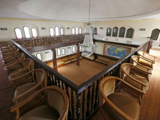 Fetonun okulunda gizli oda