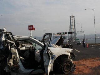 Osmangazi Köprüsü’nde feci kaza