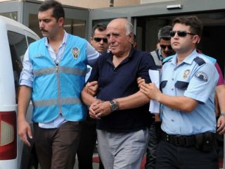 Mahkemeden Hakan Şükür'ün babası hakkında karar