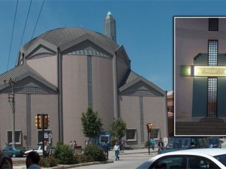 Sosyal medyadan haçlı cami mihrabına büyük tepki!