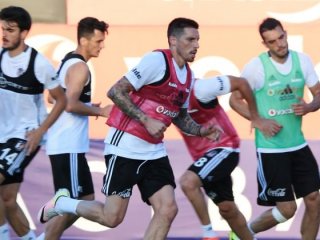 Beşiktaş yıldızını 7.5 milyon Euro'ya satıyor