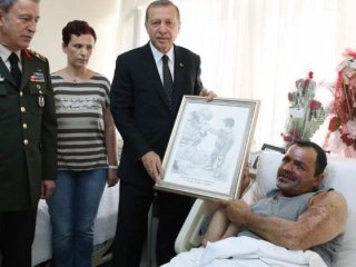 Binbaşı Necmettin Tetik hastaneden çıkar çıkmaz görevine döndü