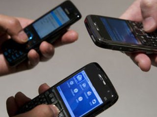 3 GSM şirketine uyarı