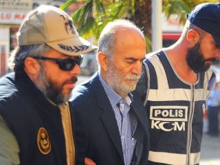 Eski vali Harput’un üzerinden Arapça not çıktı