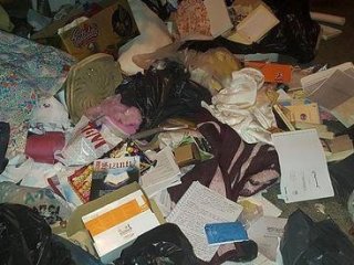 FETO'nun kitapları konteynırlardan toplanıyor