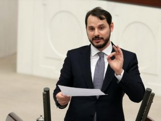 Bakan Berat Albayrak'tan sert uyarı: Külahları değişiriz