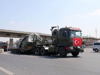 İstanbul'daki kışlalar şehir dışına taşınıyor