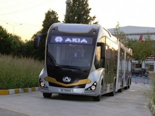 Türkiye'nin ilk yerli metrobüsü üretildi!