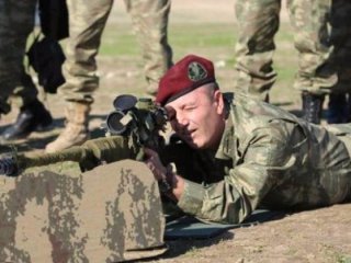 Aksakallı'yı dinlemedi cezayı Halisdemir kesti ​