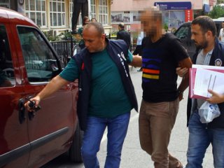 Hesap fazla gelince garsonu vurdu!