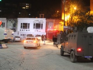 Hakkari’de polis lojmanı yakınında patlama!