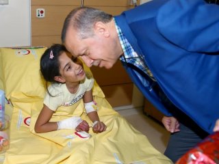 Cumhurbaşkan Erdoğan'dan hastane ziyareti
