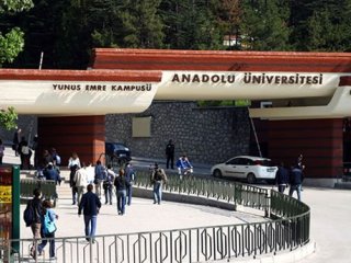 FETÖ'nün Anadolu Üniversitesi imamı da yakalandı