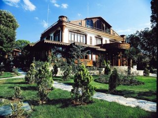 Adnan Oktar'ın Silivri'deki lüks çiftlik evi