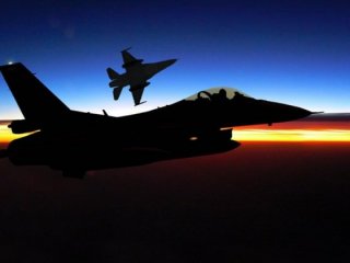 TSK Suriye'de PYD/PKK mevzilerini vurdu