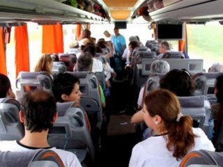 Kayseri'de 2 kişilik koltuğa 7 kişi binmek istedi