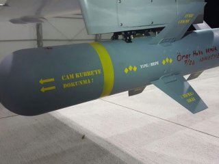Bayraktar İHA'nın fotoğraflarını paylaştı