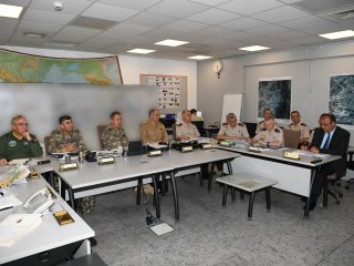 Komutanlar görevinin başında!