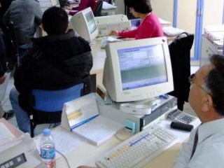 Kripto FETÖ'cü memurların önü kesildi