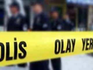 Öldürüp cesedini yol kenarına attılar