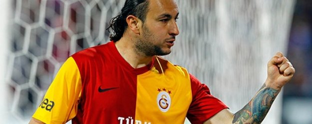 Necati Ateş futbolu bıraktı