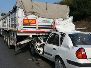 Bayram trafiğinde ilk gün bilançosu ağır oldu: 10 ölü 44 yaralı