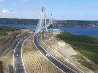 1500 kamyoncu aranıyor