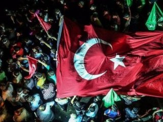 15 Temmuz darbe girişimi sonrası çok çarpıcı anket