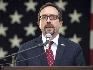 ABD Büyükelçisi ne yapmaya çalışıyor?