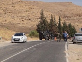 Hain teröristler sivil aracı taradı!