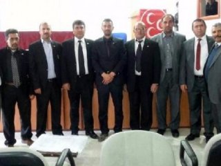 MHP'nin ilçe yönetimi istifa etti