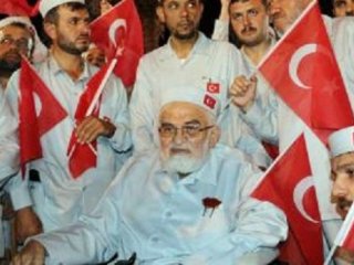 Nakşibendi şeyhi Pakel vefat etti