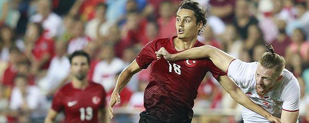 Enes Ünal iki yıldızı geride bıraktı