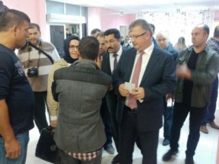 Öğrenciler yemekten zehirlendi